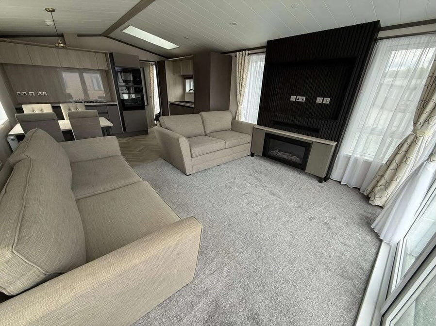 2-Bedroom Luxury Park Home / Static Caravan