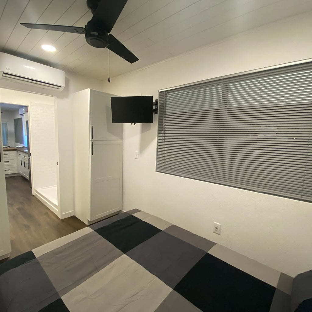 40ft (12m) Luxury Studio Container | Modern Modular Living Unit
