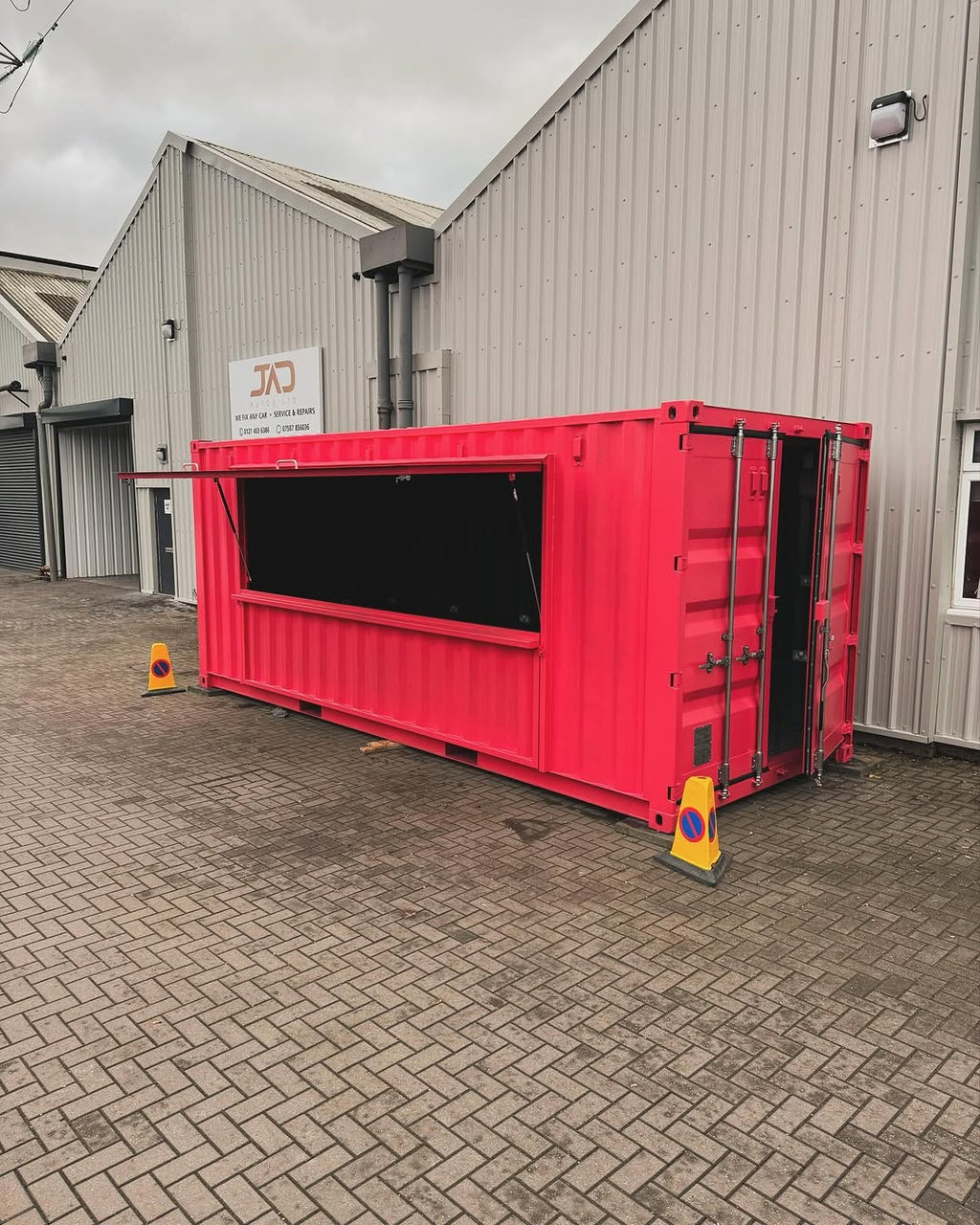 20ft (6m) Pop-Up Display Container | Exhibition & Retail Container