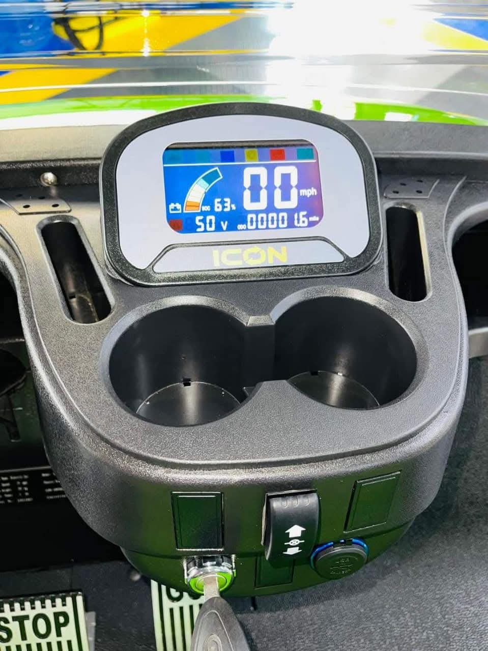 New 2022 ICON i40L 4-Passenger Electric Golf Cart