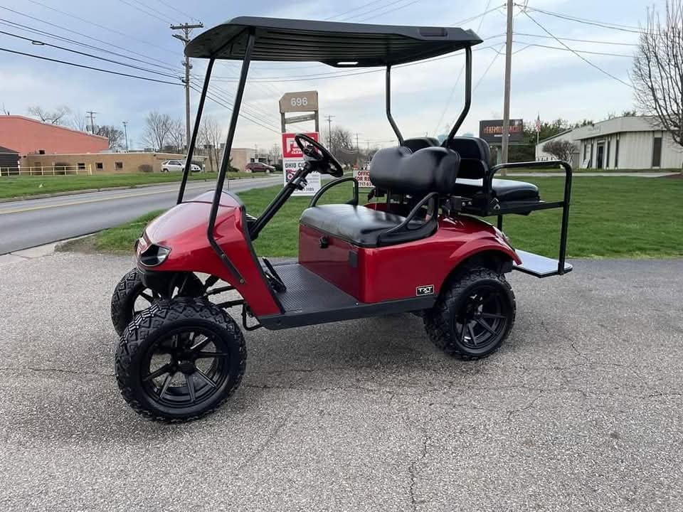 Custom E-Z-GO TXT 48V Lifted Electric Golf Cart