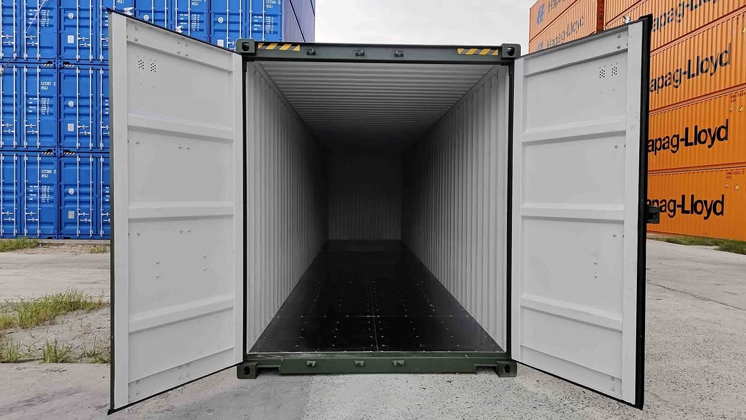 40ft / 12m High Cube Shipping Container