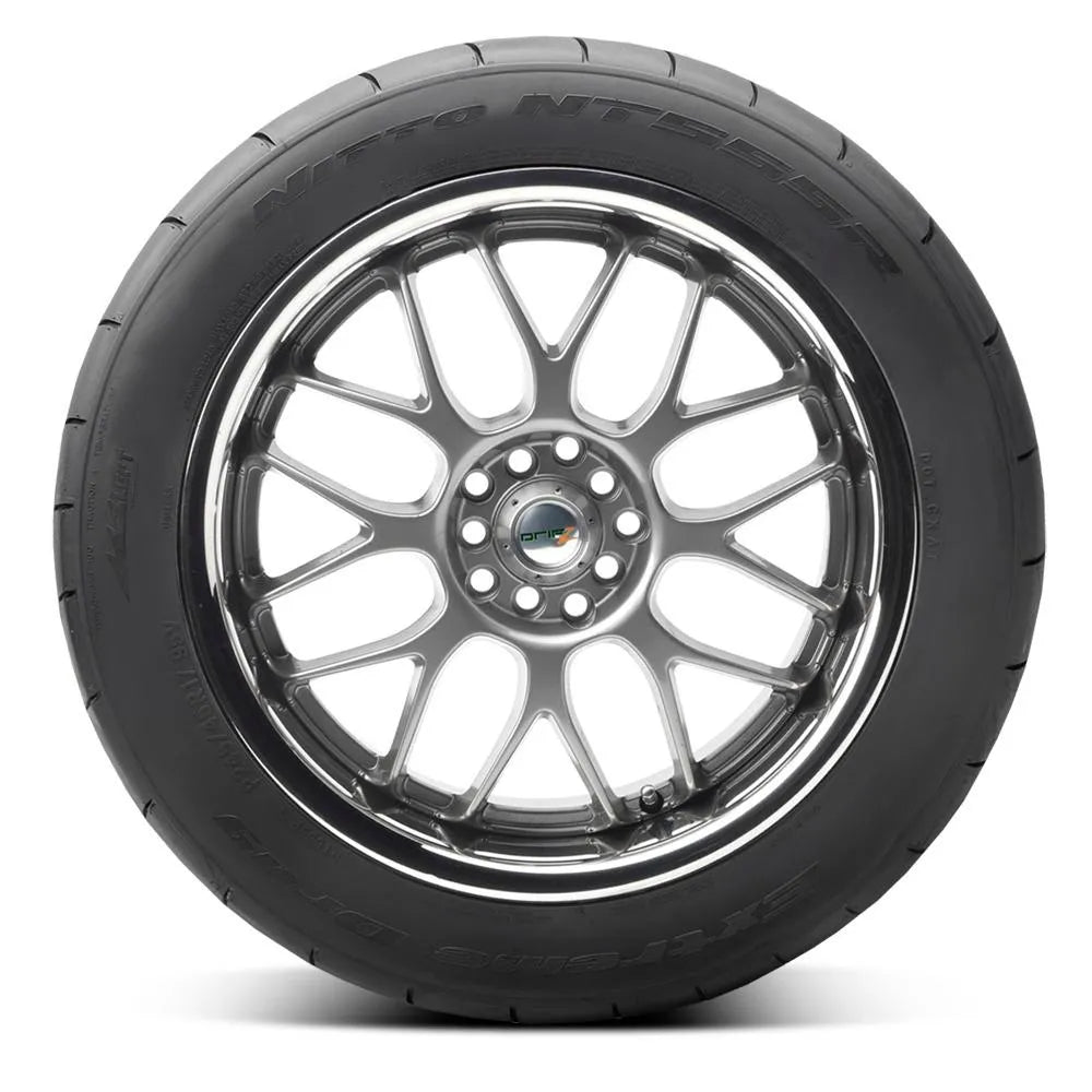 Nitto NT555R – 305/35R20 104V