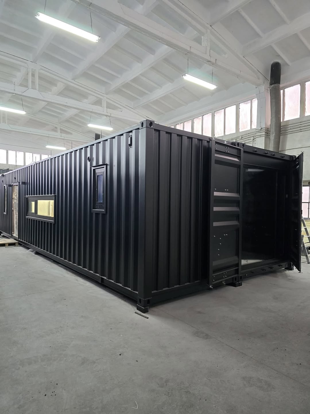 Modern Black Container Office / Studio