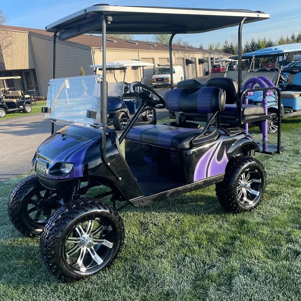 Custom E-Z-GO TXT 48V Electric Golf Car