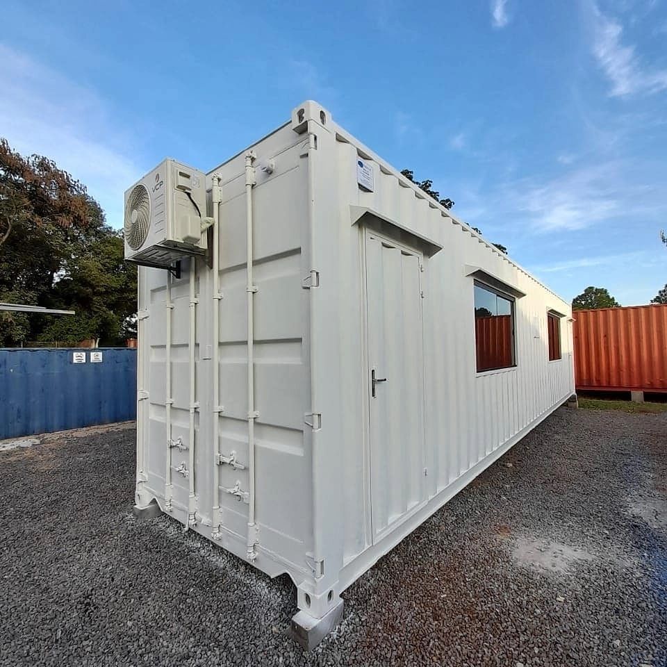12m / 40ft White Shipping Container with Windows & Air Conditioning