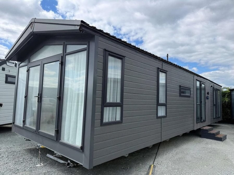 2-Bedroom Luxury Park Home / Static Caravan