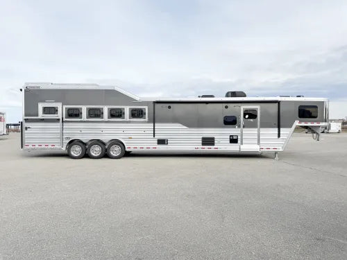 6-Horse Gooseneck Trailer