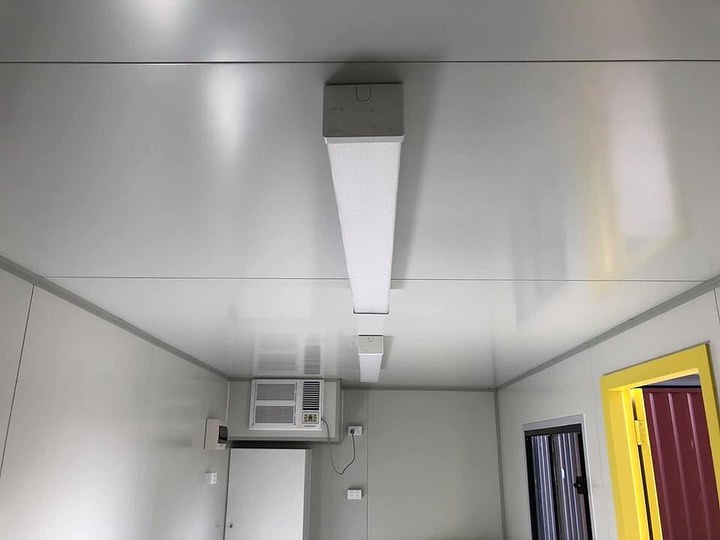 6M / 20FT OFFICE CONVERTED CONTAINER