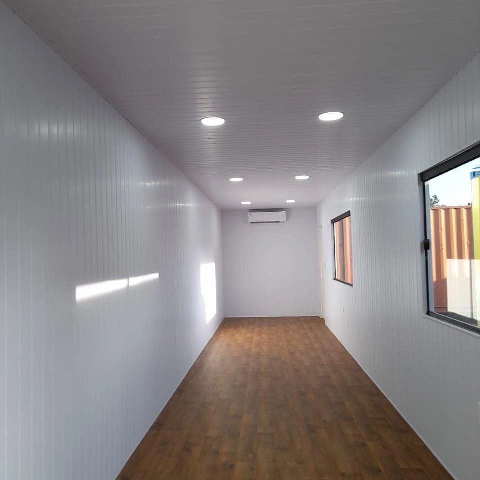 12m / 40ft White Shipping Container with Windows & Air Conditioning