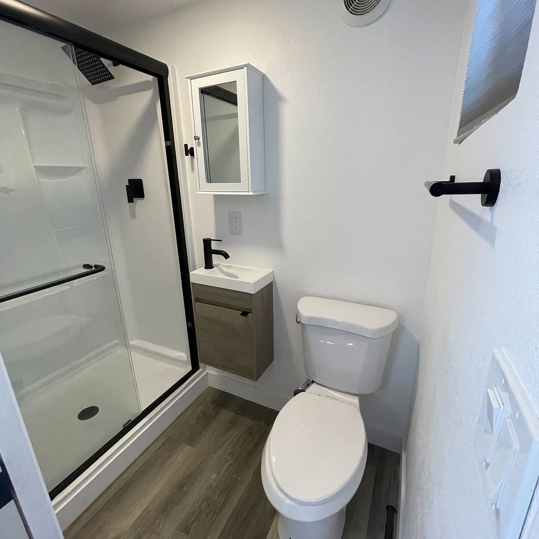 20ft Mobile Office Container on Trailer | Portable Site Office