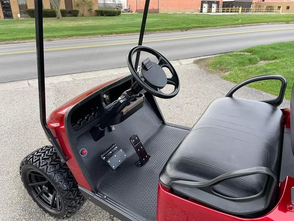 Custom E-Z-GO TXT 48V Lifted Electric Golf Cart