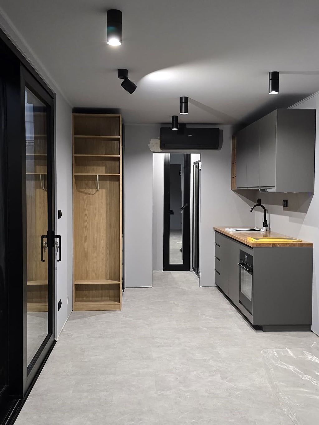 Mobile Container Office / Accommodation Unit on Wheels