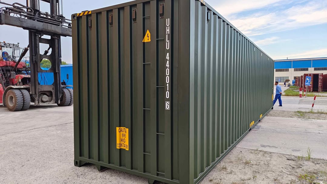 40ft / 12m High Cube Shipping Container