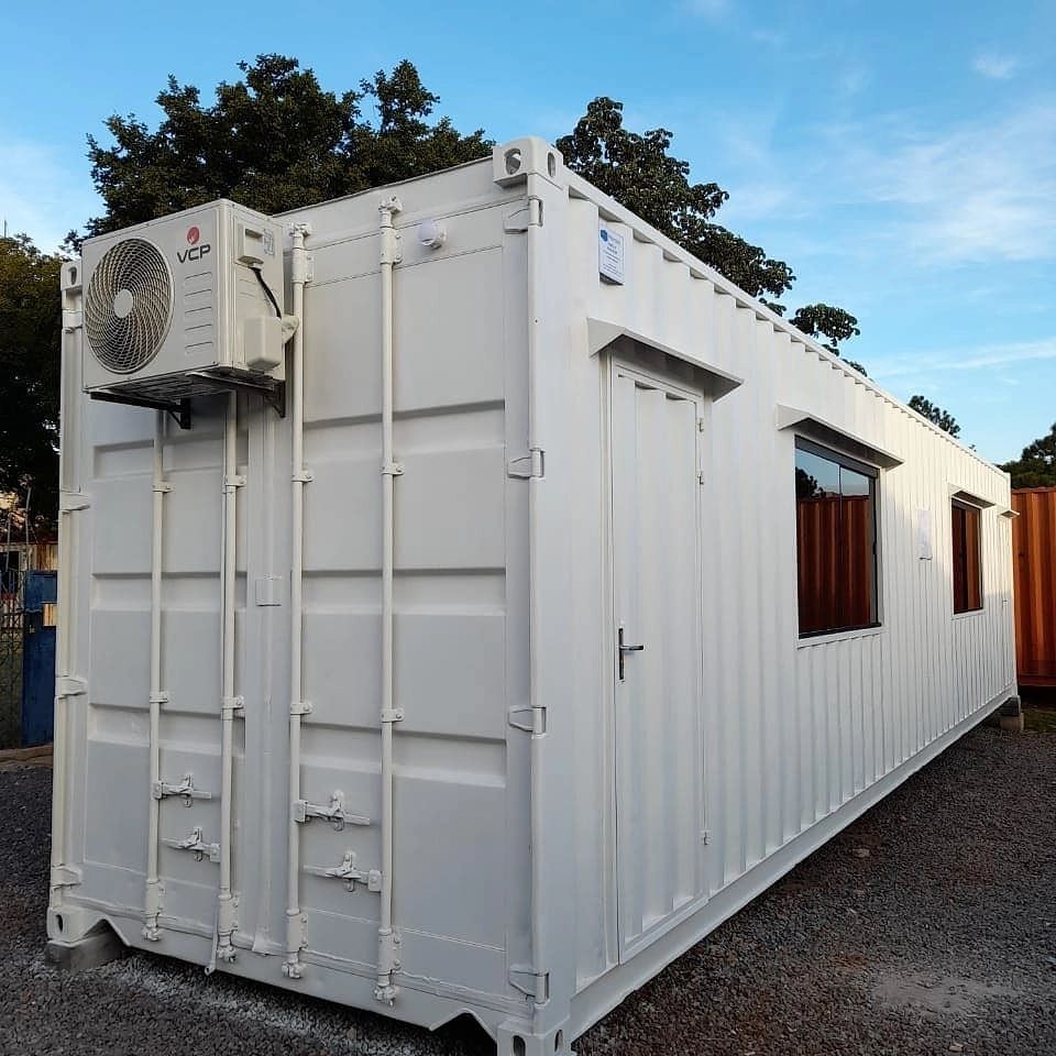 12m / 40ft White Shipping Container with Windows & Air Conditioning