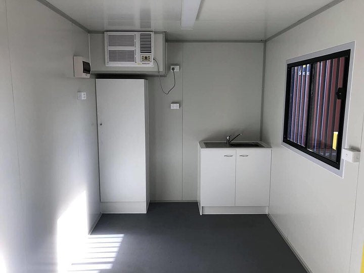 6M / 20FT OFFICE CONVERTED CONTAINER
